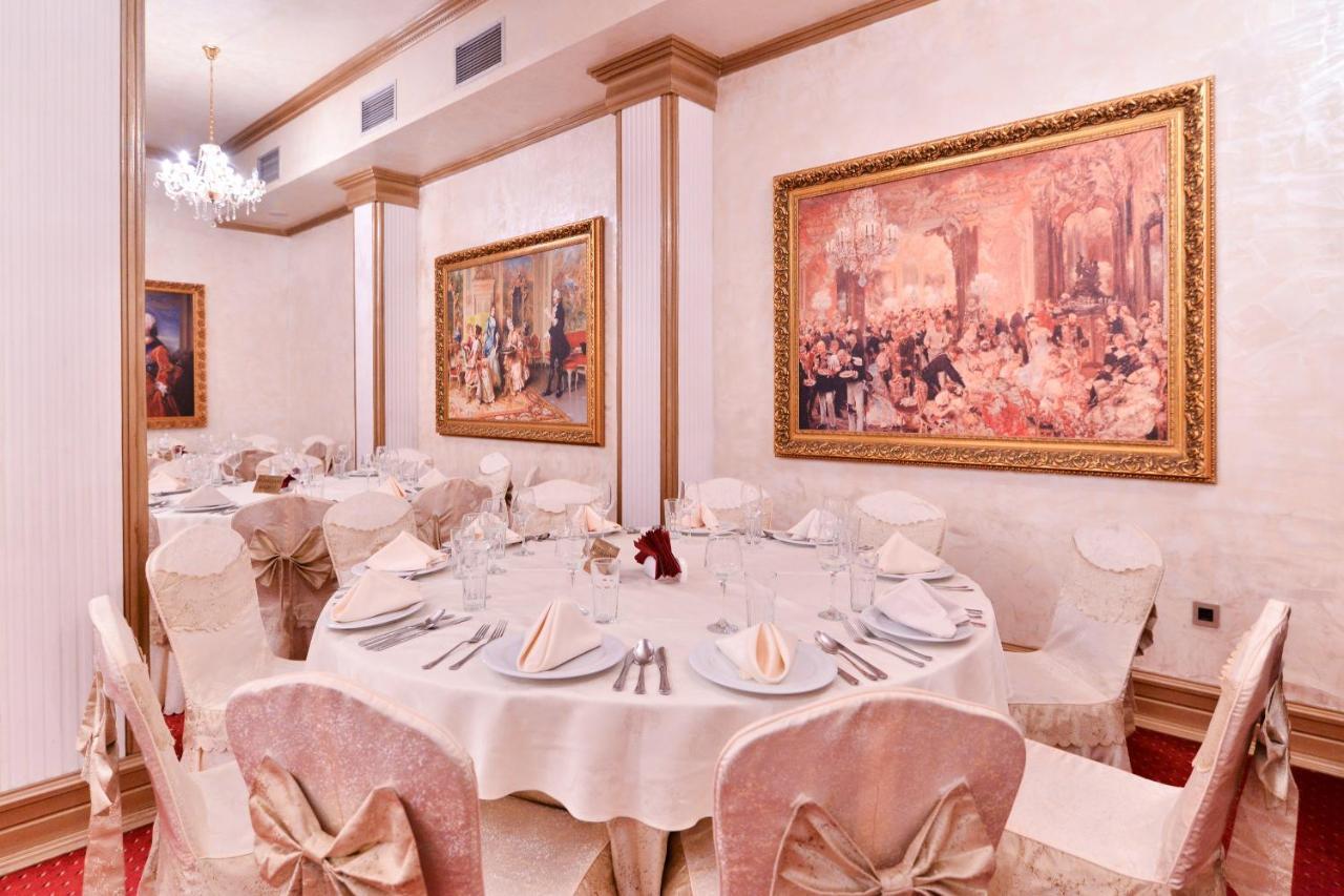 Premier Prezident Garni Hotel&Spa Sremski Karlovci Buitenkant foto