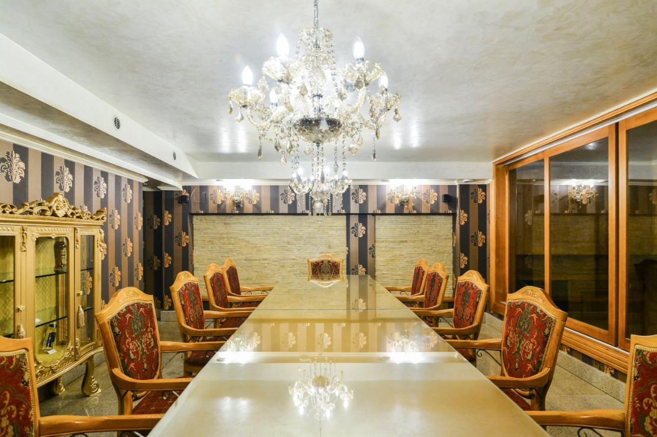 Premier Prezident Garni Hotel&Spa Sremski Karlovci Buitenkant foto